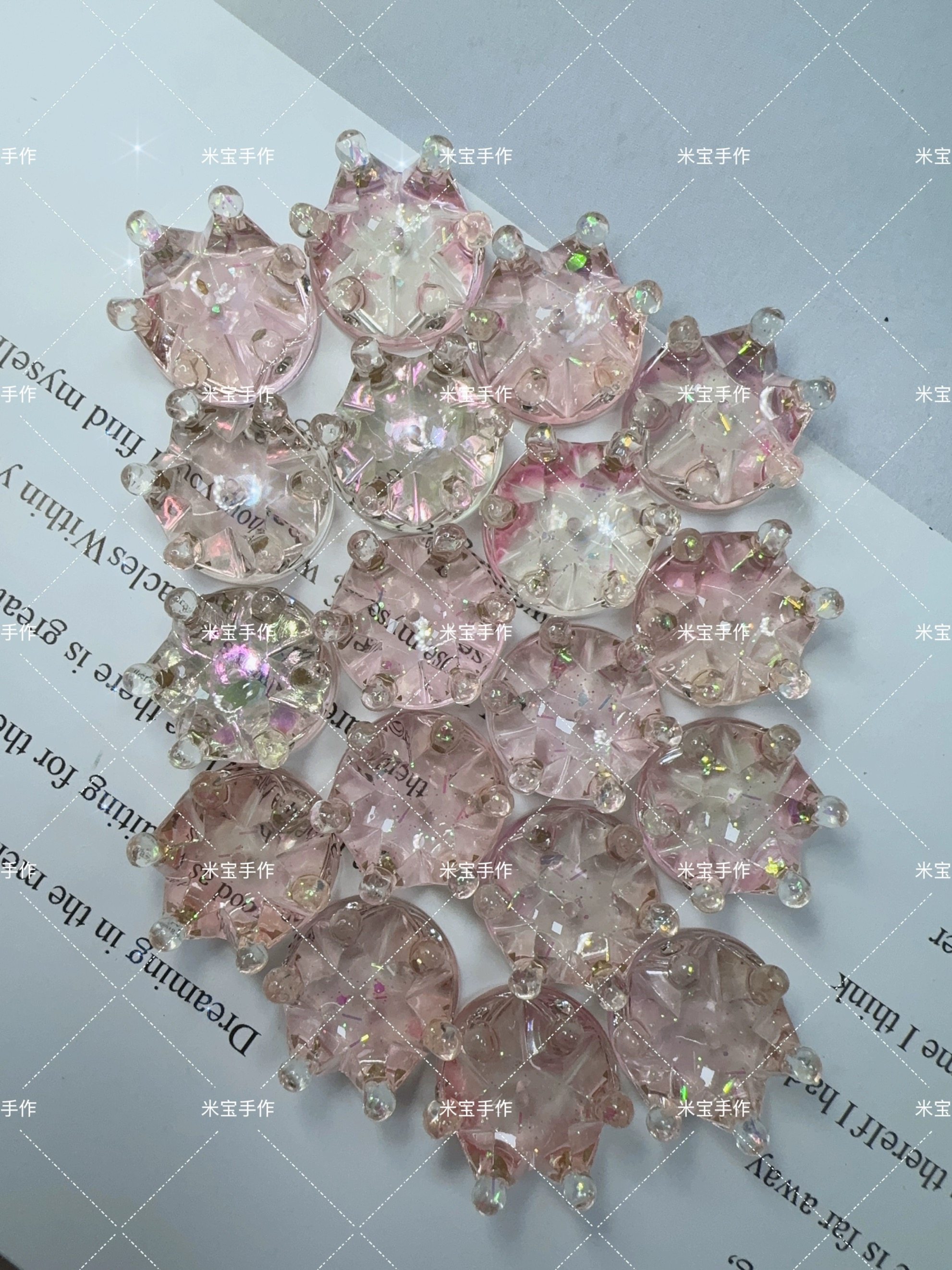 定制韩国胶透色发光带钻皇冠手机链包挂车挂钥匙扣配件DIY配件117