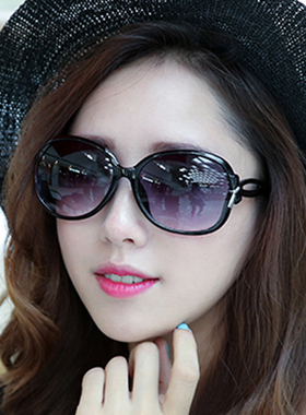 墨镜眼睛明星款优雅风长脸太阳镜