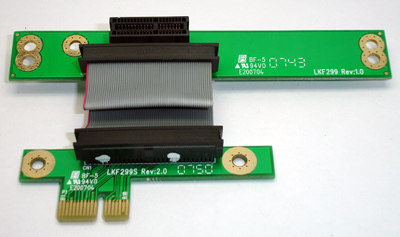 PCI-E 1X转接卡  带软排线 台湾制造