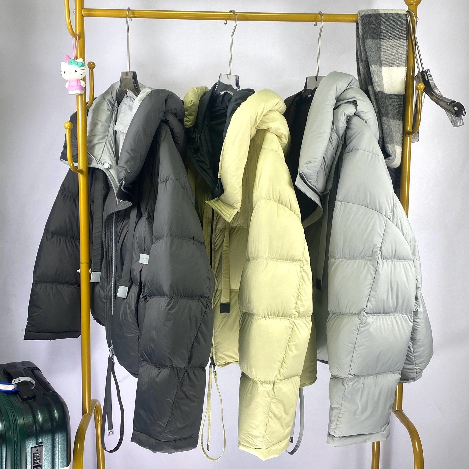 FZXIUYI2025秋冬新款韩版宽松显瘦百搭连帽女短款小个羽绒服外套,女装/女士精品,羽绒服,淘宝优惠券,粉丝福利购,淘宝优惠卷