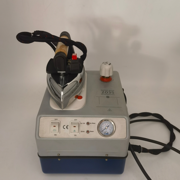 大功率电熨斗干洗店窗帘