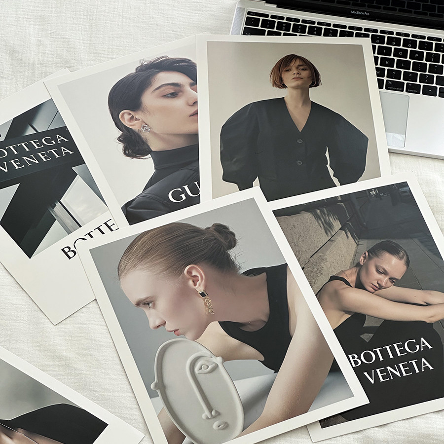 ins网红杂志书本摄影直播间拍照道具摄影背景软装饰卡片封面杂志