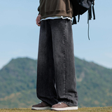 黑灰色