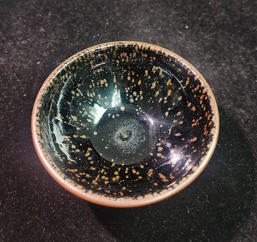 邹建斌乌金带金滴带蓝毫平口器型主人杯