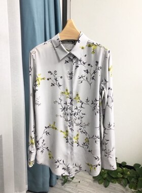 法式文艺复古梅花印花高JI感灰色气质桑蚕丝真丝长袖衬衫22早春