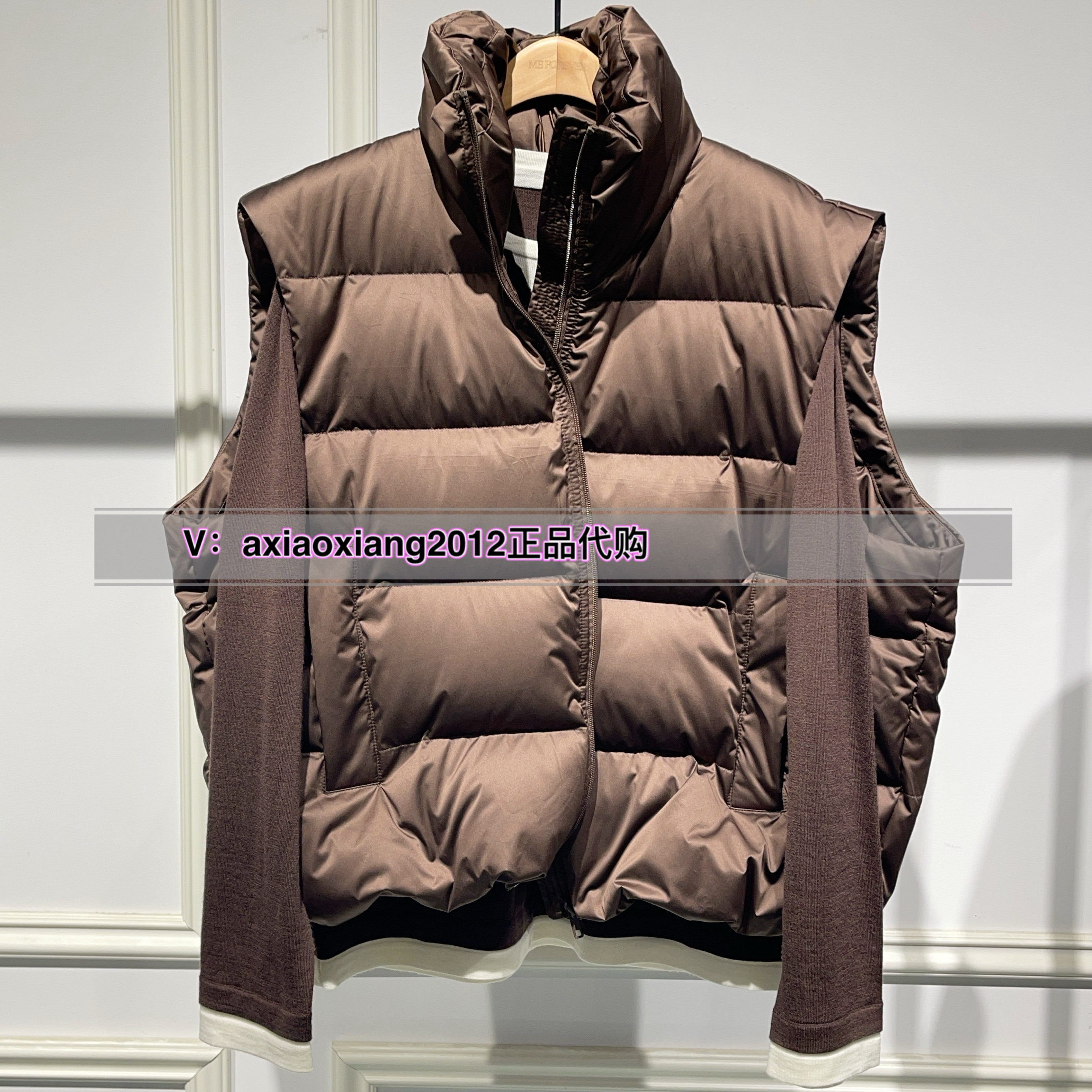 真我永恒2024冬季新品女士羽绒服马甲2441A72041吊牌价1399