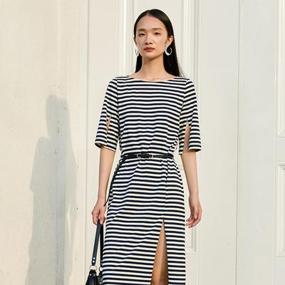 ME FOREVER真我永恒2024夏针织连衣裙-2424D11138吊899