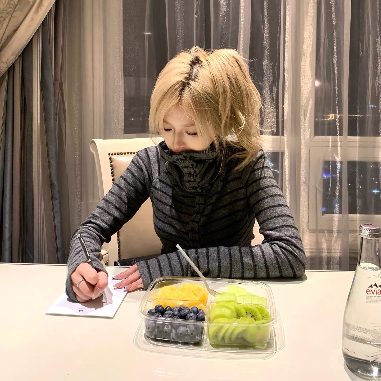 Ceezzzi 软糯天赋 翻领条纹针织长袖t恤女宽松磨毛感内搭打底上衣