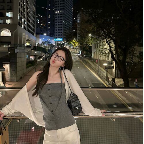 Goo Goo Eyes针织软糯交叉叠襟不规则挂脖式抹胸女夏季辣妹上衣潮