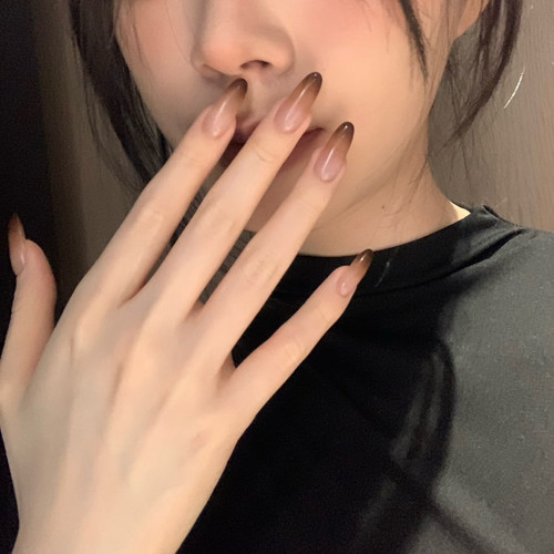 高级显白气质琥珀棕中长款渐变