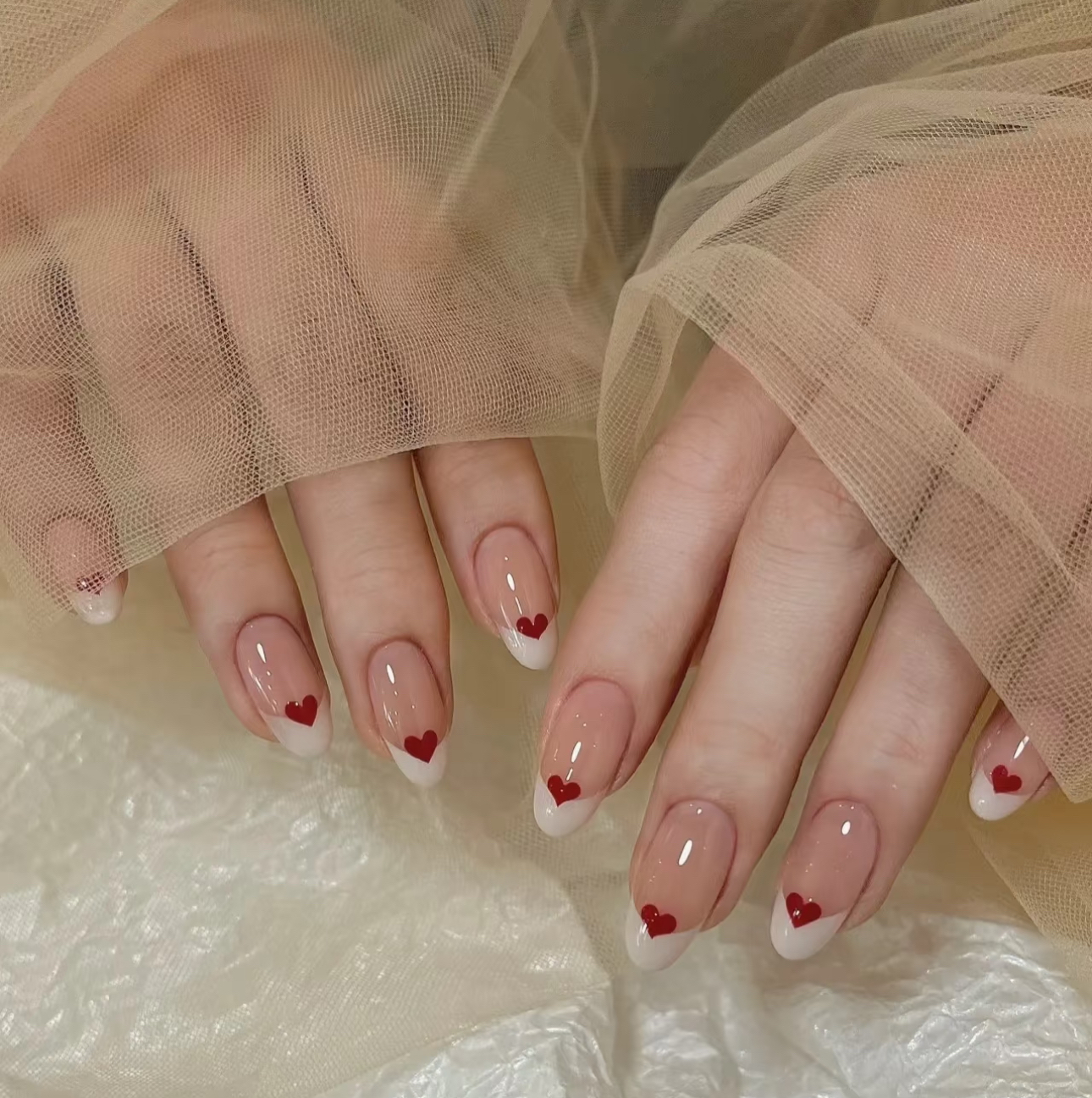 纯欲裸色红心法式简约显白穿戴甲