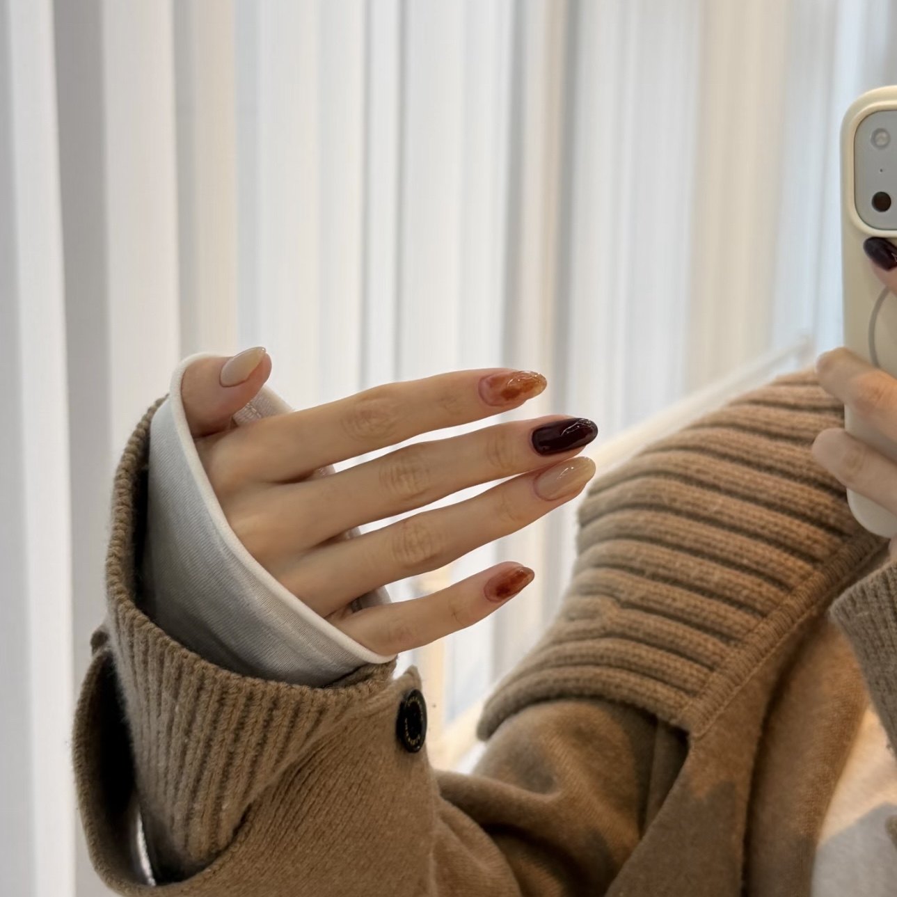 秋冬新款高级感显白琥珀晕染枫叶深棕跳色美甲成品手工穿戴甲101,彩妆/香水/美妆工具,穿戴甲/甲片,淘宝优惠券,粉丝福利购,淘宝优惠卷