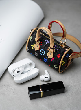 26人气迷你波士顿包钥匙包花纹复古女枕头包耳机包网红mini车匙包