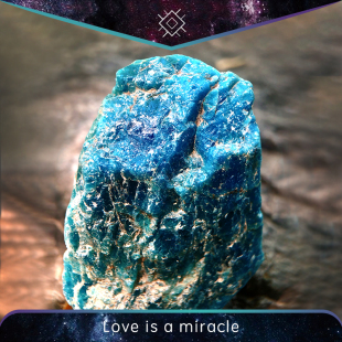 蓝磷灰水晶原石摆件矿标天然老矿601
