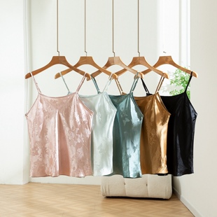 桑蚕丝提花花萝斜裁吊带女气质百搭缎面圆领外穿内搭别致打底上衣