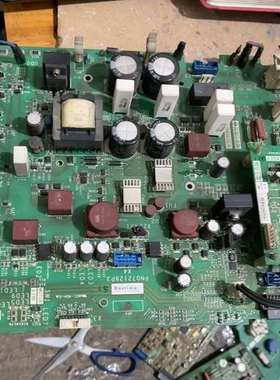 议价-施耐德板子。pn072128p3、pn072139p902、