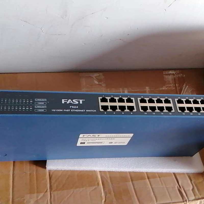 FAST 24口10/100M连接器