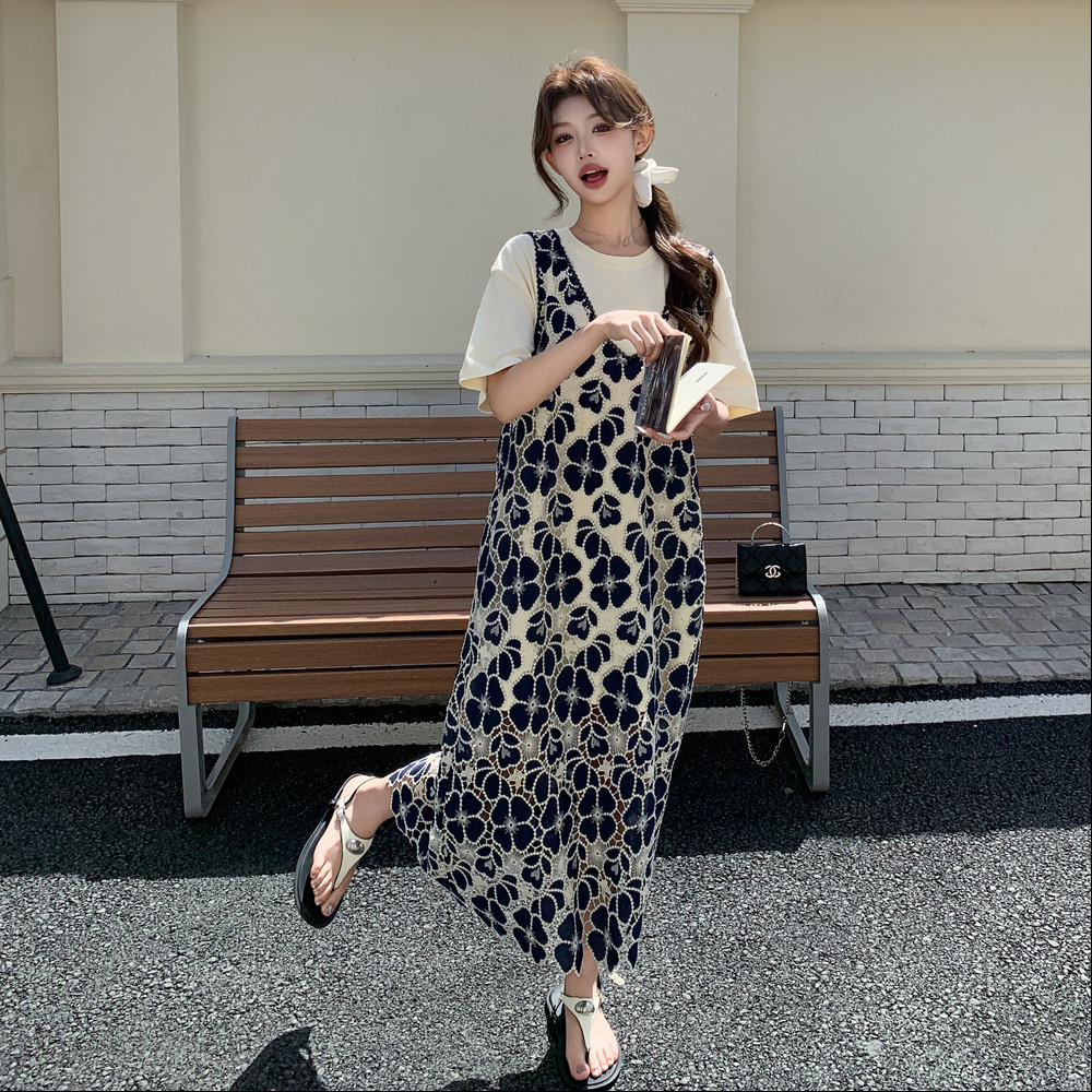 【现货】套装重工镂空花瓣罩衫＋休闲背心裙B208-9051-P155K228,女装运动套装,浙宝208