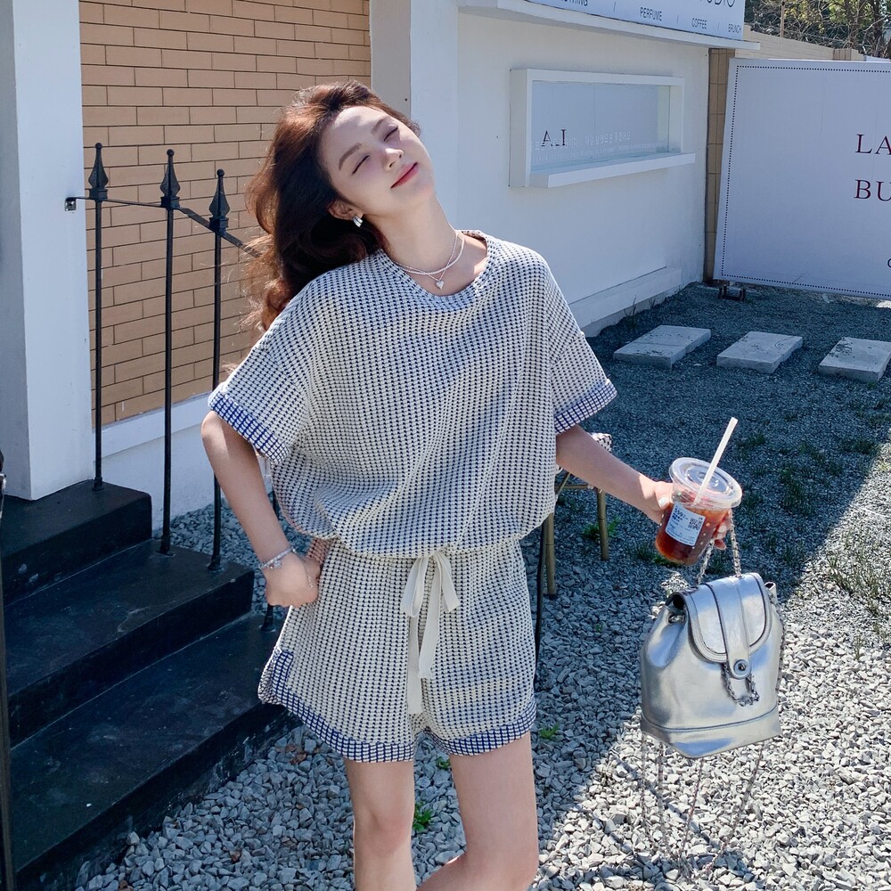 【现货】数据好！套装华夫格撞色上衣＋短裤B208-9028-P135K198，女装运动套装，浙宝208