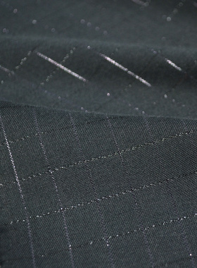 深灰色亮银丝交织方格子纯棉布料微拉绒很柔软舒服全棉衬衣裙面料