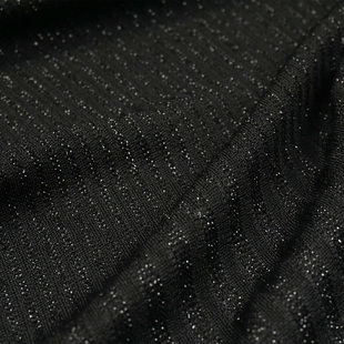 黑色珠光银丝交织粗细竖条纹针织布料 弹力很柔软垂感好 背面爽滑