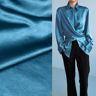 蓝色仿真丝缎面料 光泽不透柔软垂顺一滑到底 连衣裙衬衣布料