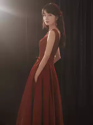 Suspenders Toast burgundy Bride wedding female summer 2021 New engagement dress dress usually wear