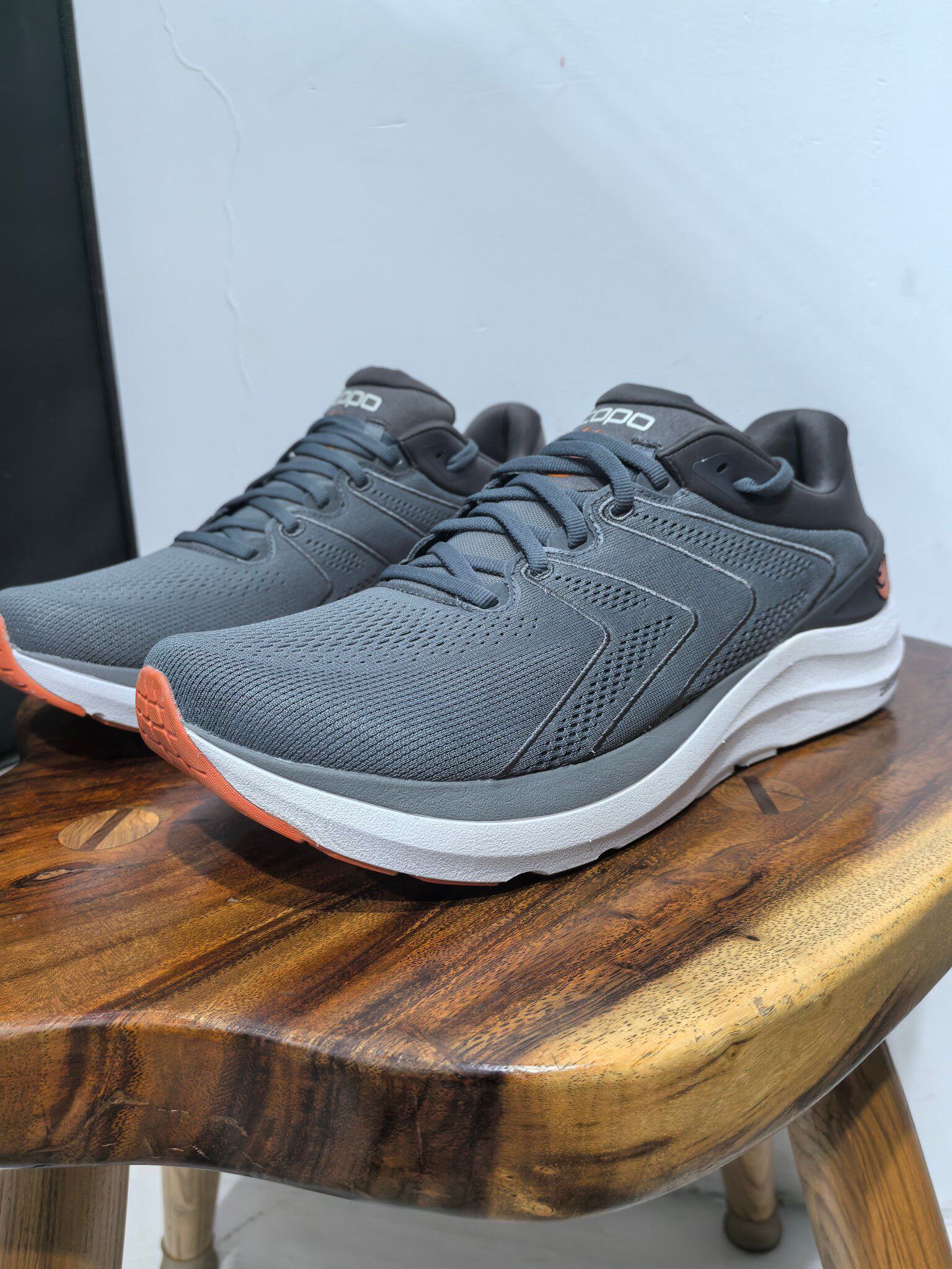 42.5-48码欧美真品大码宽楦运动鞋男士缓震回弹支撑透气跑步鞋