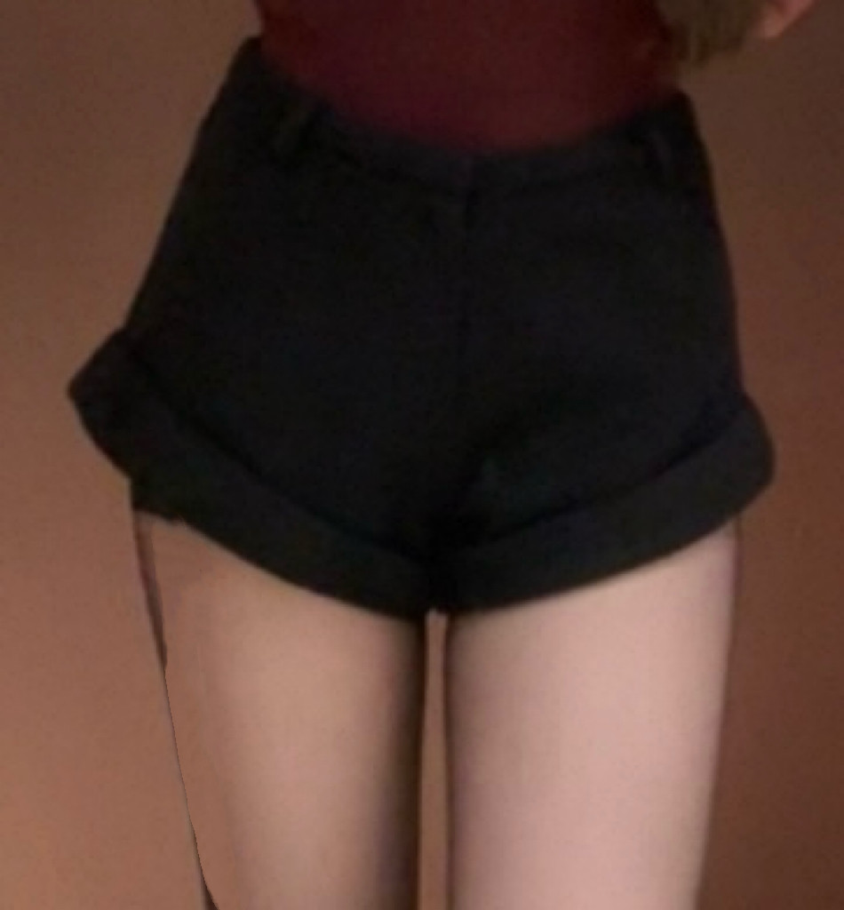 wo12/22 20:00 羊毛呢超短卷边短裤