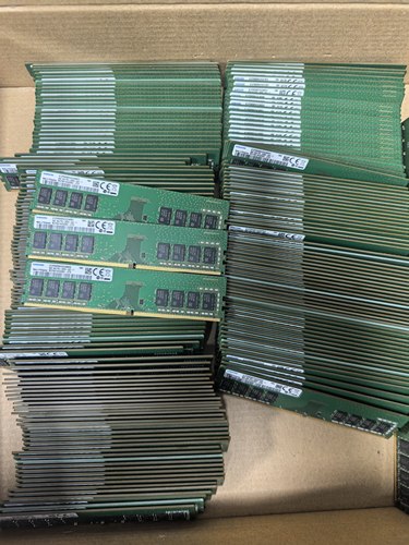 三星镁光海力士原装8G DDR4内存2400-2666台式机内存实图拍摄发货