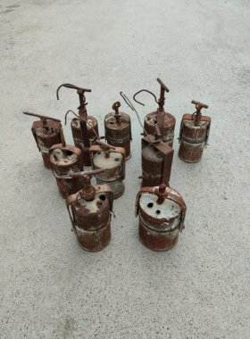 老嘎斯灯瓦斯灯电石灯提灯民俗老物件收藏品铜铁质矿灯装饰摆件
