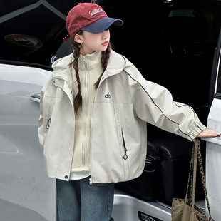 女童秋套装2025新款初中生女孩三合一可拆卸冲锋衣女大童冬装衣服