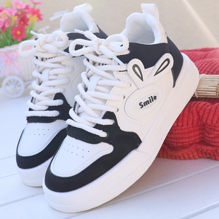 女鞋新款2023新款秋季初中生鞋子女生小白鞋可爱高中生板鞋百搭爆