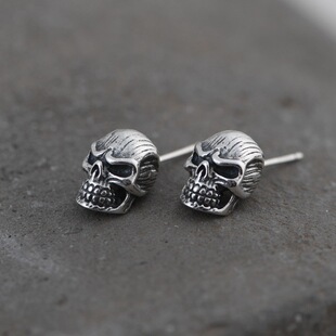 古银铺S925纯银耳钉男款复古个性朋克风格小骷髅头跨境饰品银耳饰