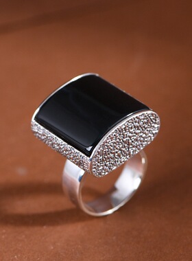 黑玛瑙男士大气简约方形纯银戒指