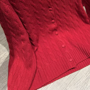 新年款！百搭圆领100%羊绒绞花针织开衫 红/白色