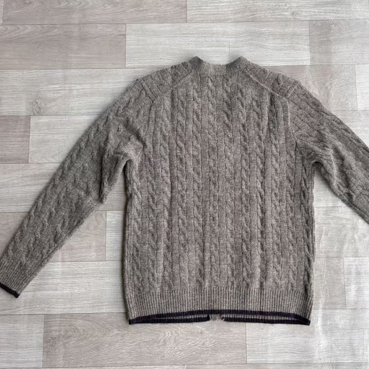 du家！男士复古扭花羊毛羊绒混纺针织衫开衫V领纽扣毛衣