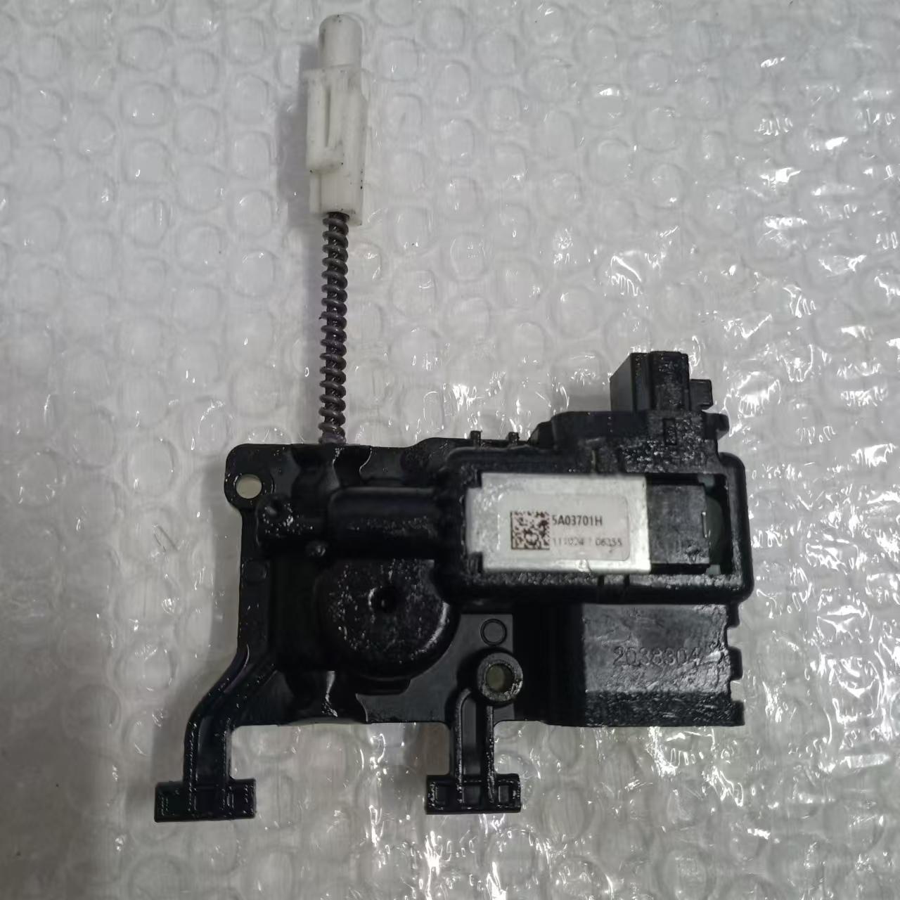 适用丰田汉兰达雷克萨斯ESNX凯美瑞亚洲龙LS座椅靠背腰托马达电机