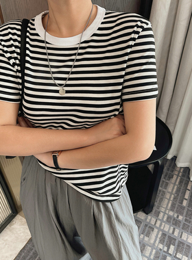 2025新款夏季圆领短袖T恤女上衣短款宽松休闲百搭条纹纯色体恤潮