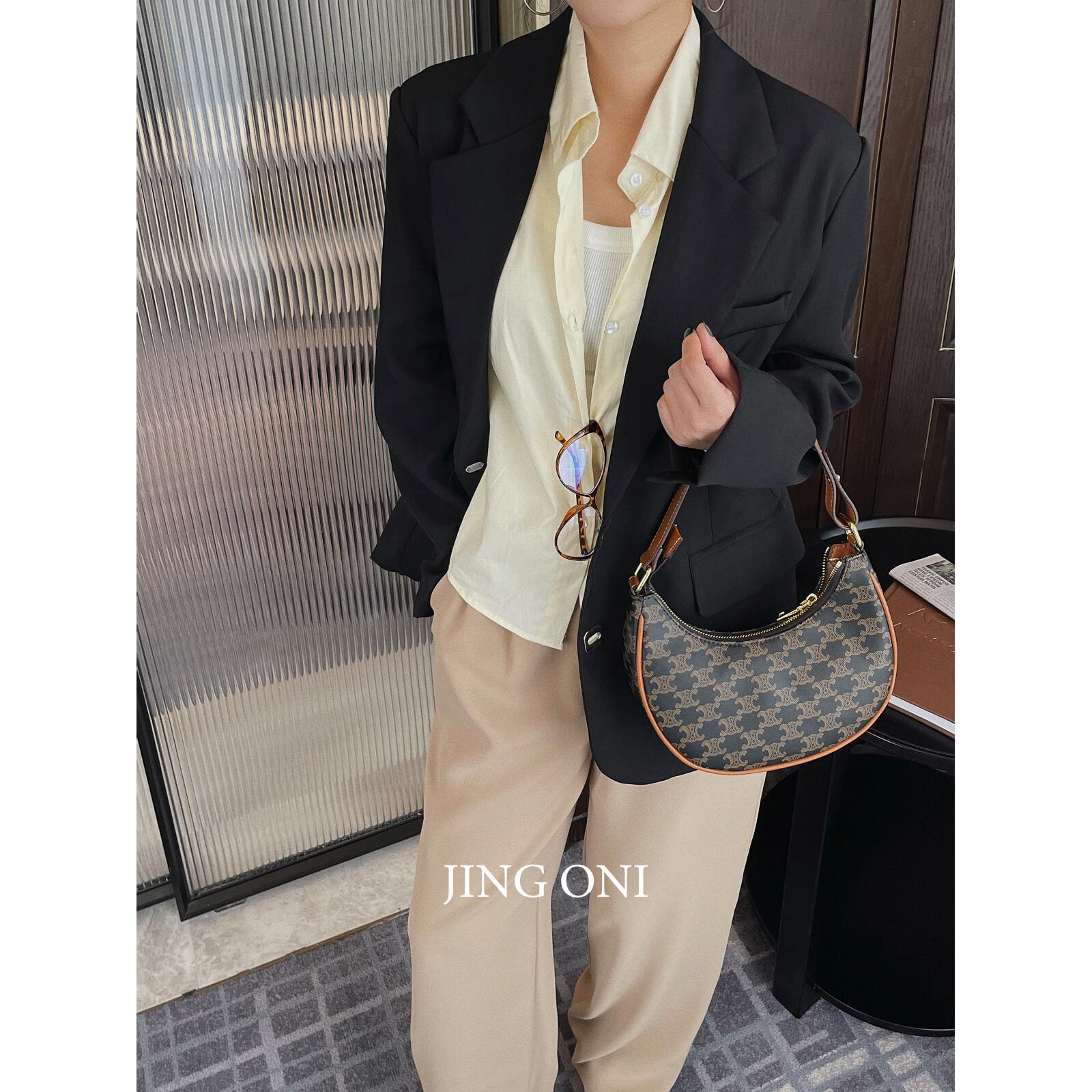 限时95折黑白廓形西装