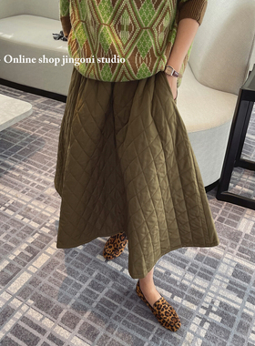 菱格加棉A字裙子女半身裙高腰显瘦2024秋冬季新款大摆中长款半裙