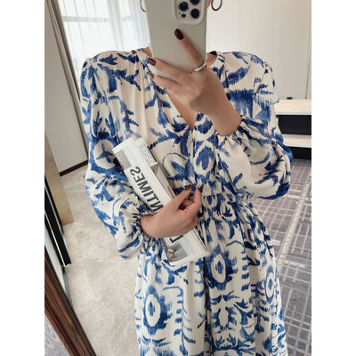 JINGONI新品花朵灯笼袖连衣裙