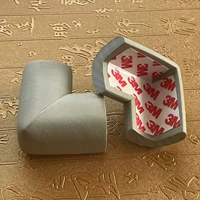 10 серых кусоч