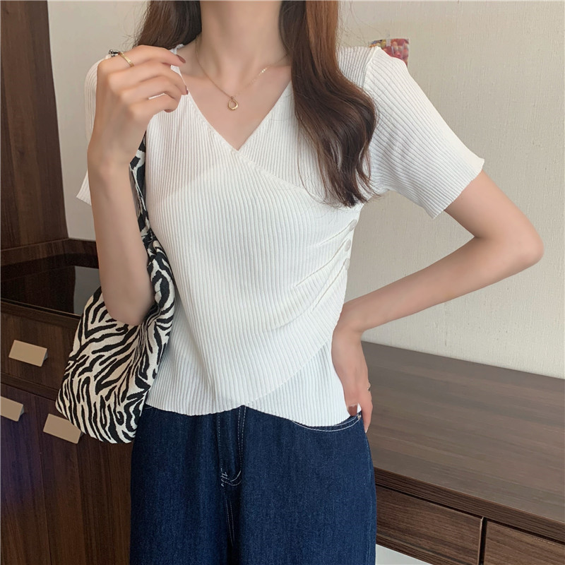 Real price new Hanfeng slim design knitted T-shirt niche short sleeve V-neck top