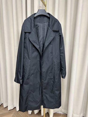 工厂甩卖西装领女士中长款派克服外皮风衣水貂内胆高端皮草春外套