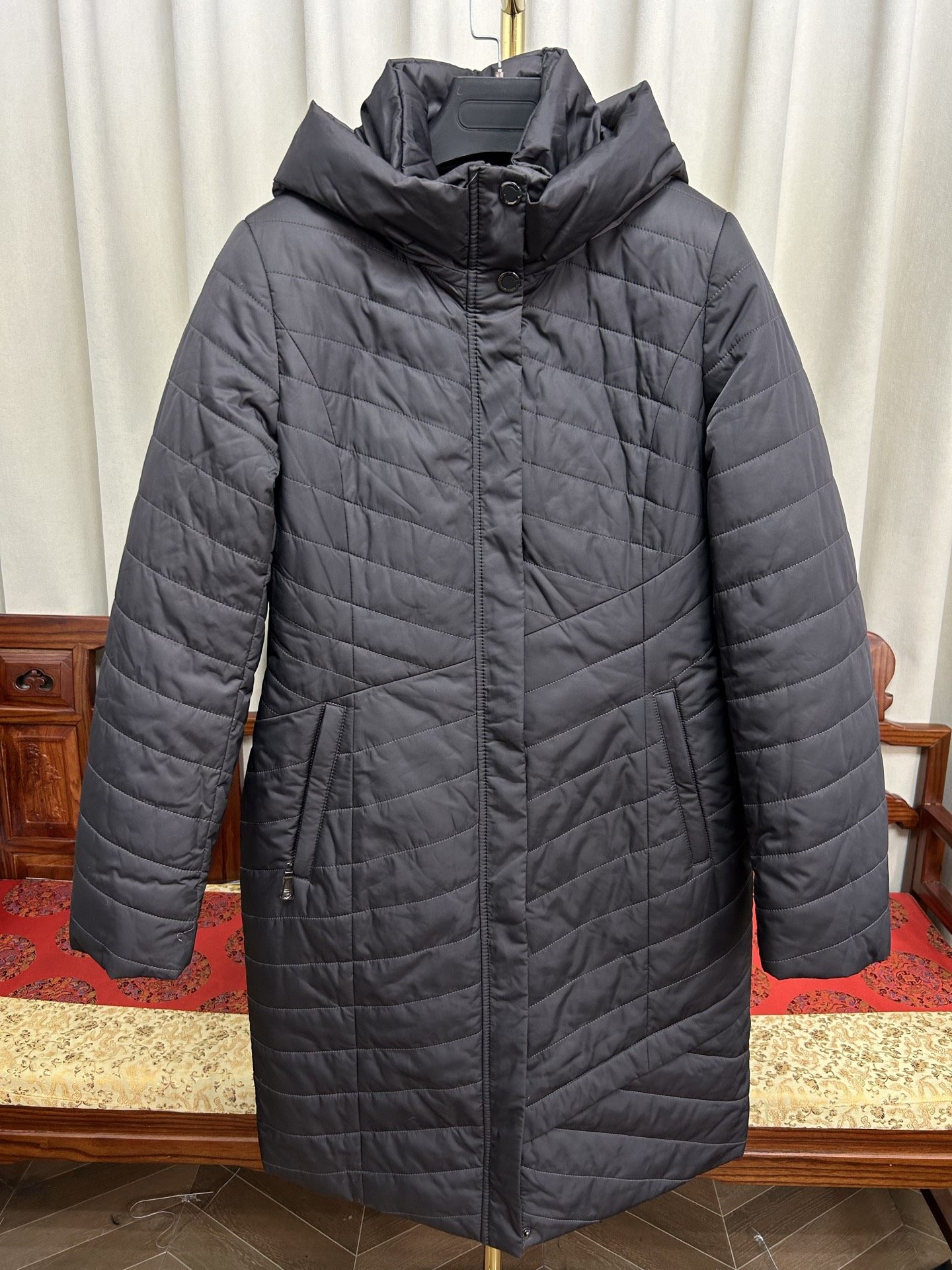 工厂样衣甩卖女士长款连帽冬装棉服丝棉断码特价清仓驼绒