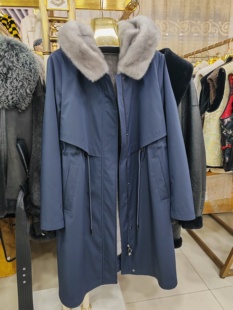 辛集国际皮革城专柜品质女士高端进口丹麦水貂内胆兔毛袖皮草外套