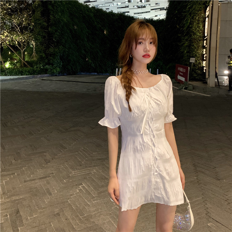 Real shot spring and summer French niche bubble sleeve white dress with auricular skirt