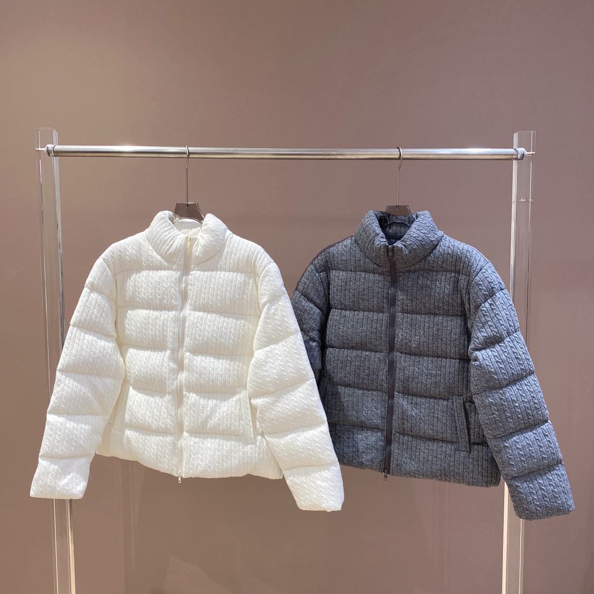 静茹小众休闲百搭立领拉链宽松保暖羽绒服外套36350