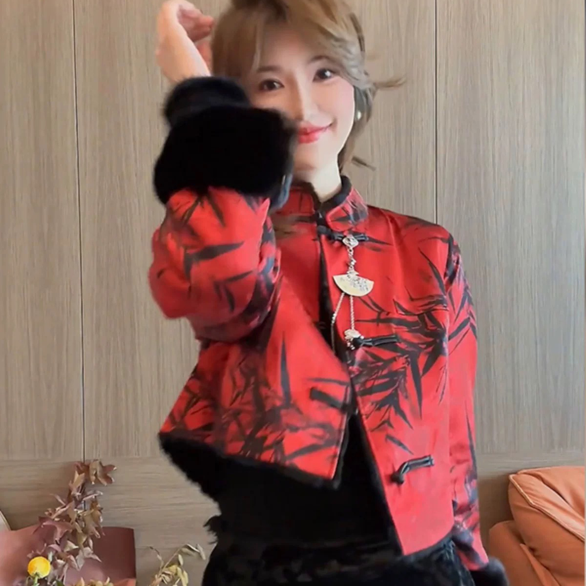 静茹双面穿新中式唐装小个子短款保暖皮草外套（含100兔毛）1121